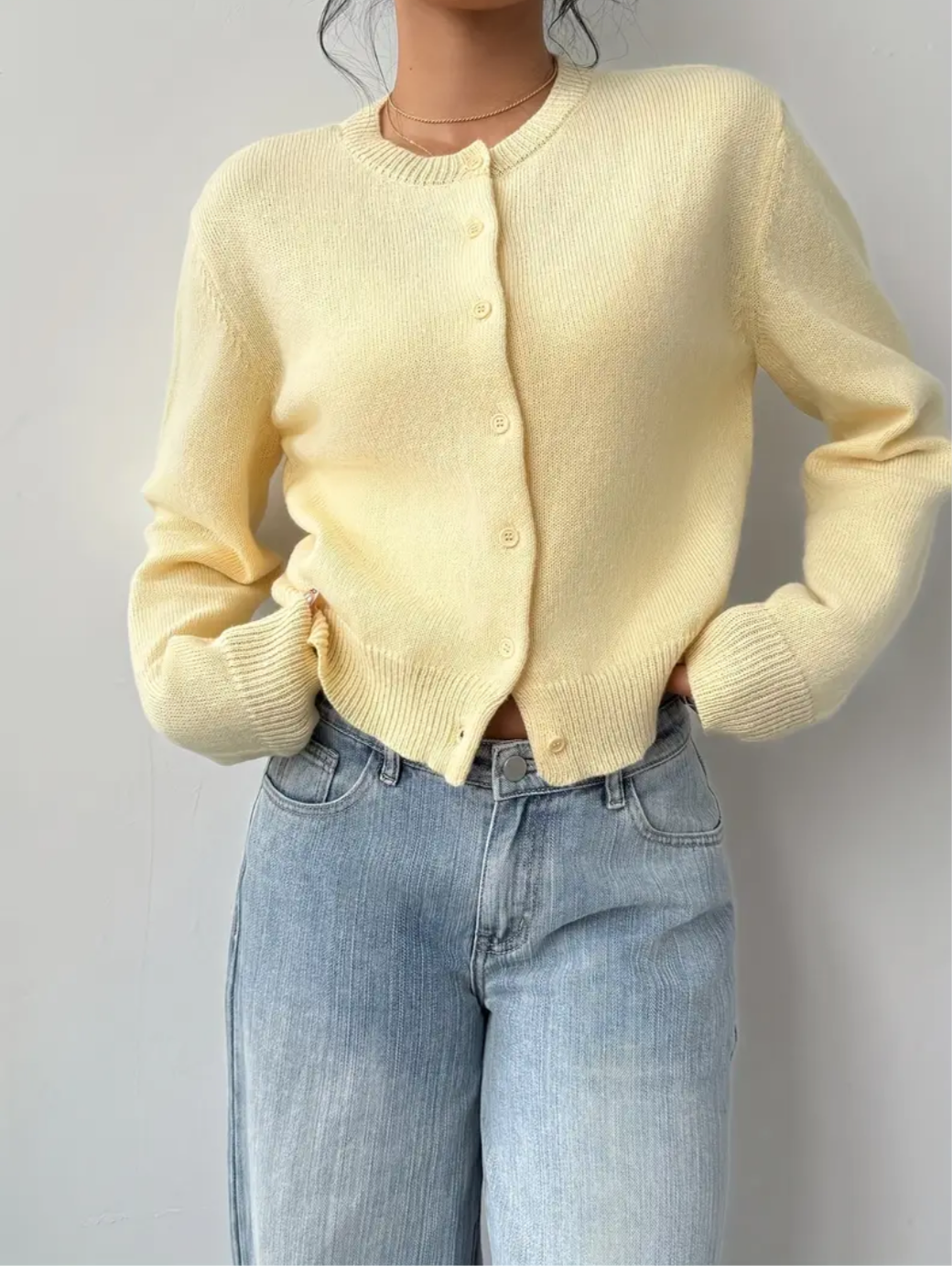 Uzun Kollu Düğmeli Hırka